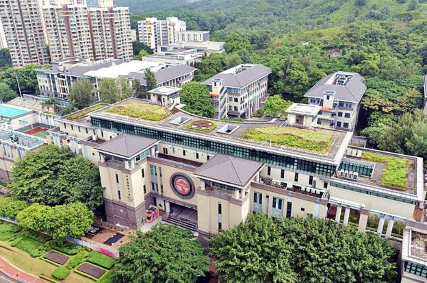 香港嶺南大學(xué)招收內(nèi)地高考生的分?jǐn)?shù)是多少？