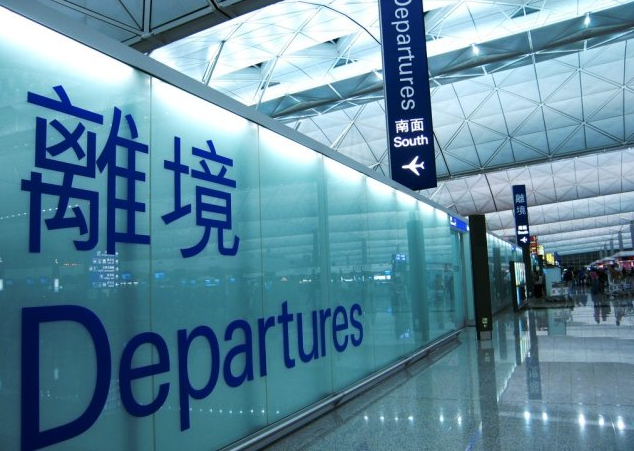 香港人移民舉家回流原因是什么？