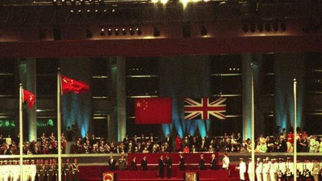 香港回歸前很多人移民嗎？為什么呢？