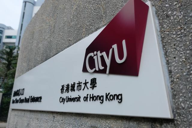 在普通雙非學(xué)校中，哪些學(xué)生更具申請香港研究生的優(yōu)勢呢？